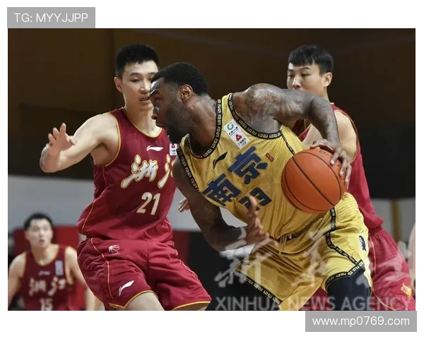 南京篮球队与北京篮球队赛后技术分析与战术总结