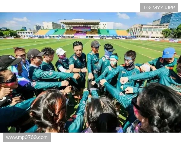 武汉飞盘队在全国灵活性排行榜中荣登第八名展现出色实力与团队合作精神