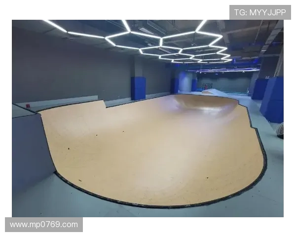 滑板文化的魅力:深入了解成都滑板队的技巧与风采 滑板文化的魅力:深入了解成都滑板队的技巧与风采