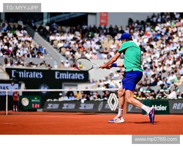 赛后复盘：北京网球队与成都网球队的状态分析与表现评估