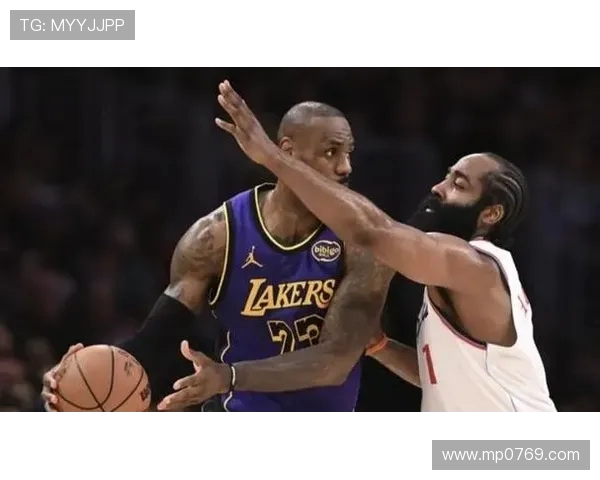 2012年湖人与快船激战三场精彩回顾与赛季影响分析 2012年湖人与快船激战三场精彩回顾与赛季影响分析