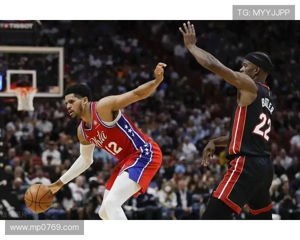 76人对热火精彩回顾赛场瞬间与战术分析全解析