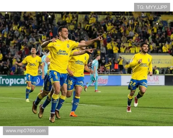 帕尔马与米兰精彩对决视频回顾全场精彩瞬间与战术分析