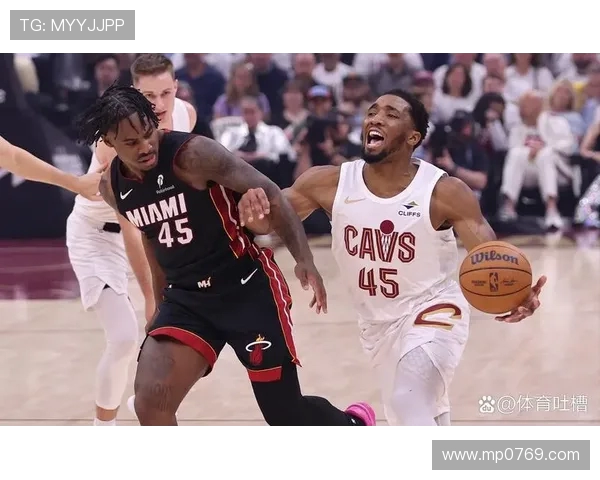 热火与灰熊精彩对决视频回顾NBA赛季精彩瞬间一览 热火与灰熊精彩对决视频回顾NBA赛季精彩瞬间一览