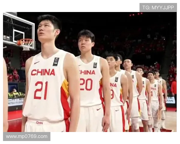 胡金秋：从青涩少年到篮球明星的成长之路与奋斗历程