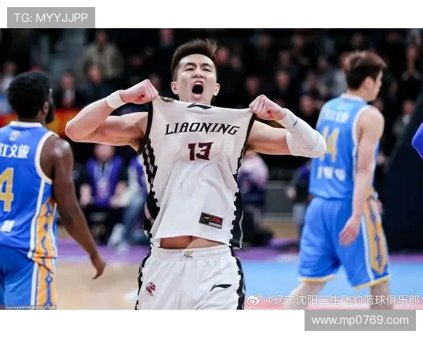 郭艾伦领衔中国男篮新征程展现拼搏精神与团队力量的完美结合 郭艾伦领衔中国男篮新征程展现拼搏精神与团队力量的完美结合