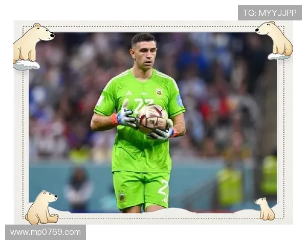 马丁内斯的传奇旅程与足球生涯的辉煌成就解析 马丁内斯的传奇旅程与足球生涯的辉煌成就解析