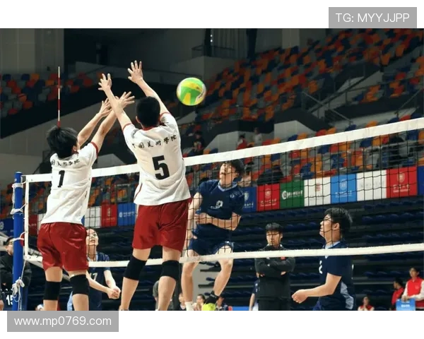 赛后分析：杭州排球队与成都排球队在比赛中的战术意识与表现对比