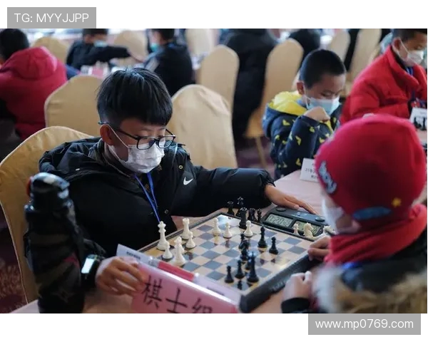 TES在国际邀请赛中的意识表现分析与战术解读