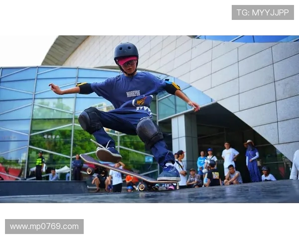 上海极限运动队强势领跑积分榜以81分稳居第一名