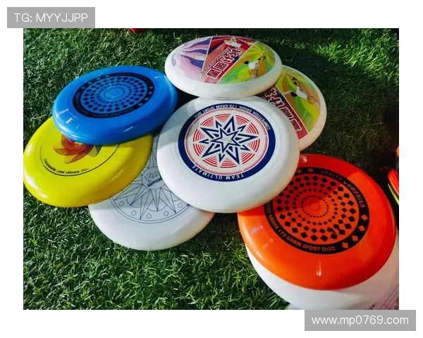 周芳独家分享飞盘技巧与心得体会助你提升飞盘水平的秘诀