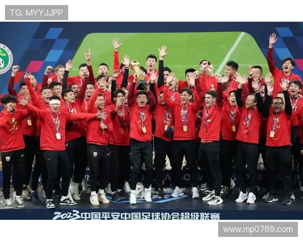 深入分析上海足球队进攻战术与球员配合的独特魅力